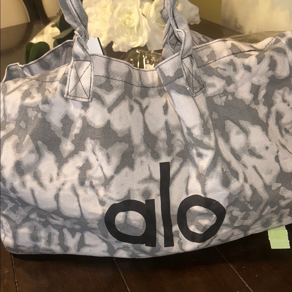ALO Yoga Marble Gray Tote Bag